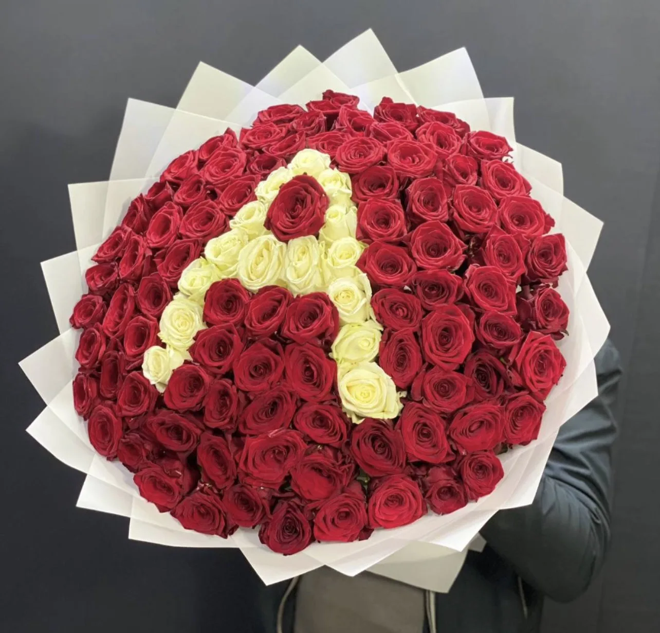 🌹БУКЕТ ИЗ 101 РОЗЫ С ПОСЛАНИЕМ БУКВА💖